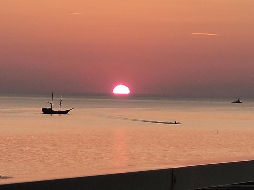 Apartamenty Marina Z Widokiem Na Morze Darlowko Dış mekan fotoğraf