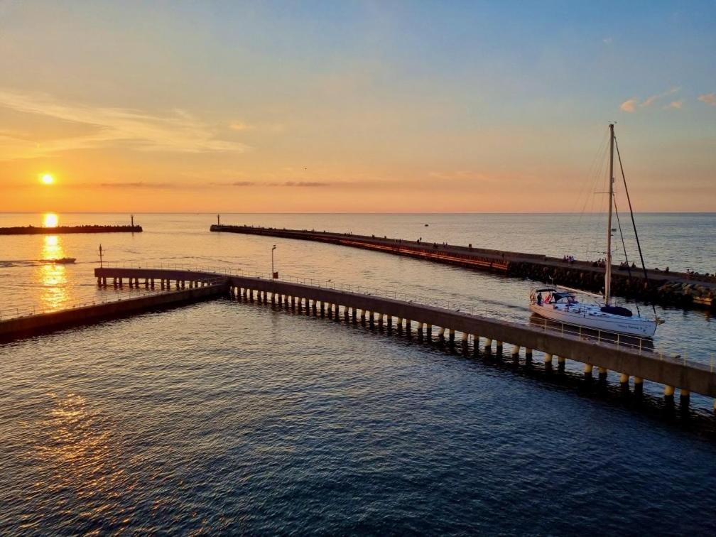 Apartamenty Marina Z Widokiem Na Morze Darlowko Dış mekan fotoğraf